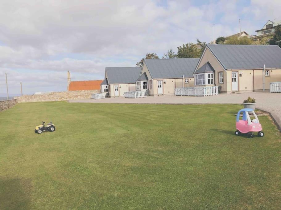 Dolphin View Cottages Portmahomack Bagian luar foto