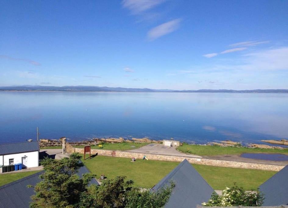 Dolphin View Cottages Portmahomack Bagian luar foto