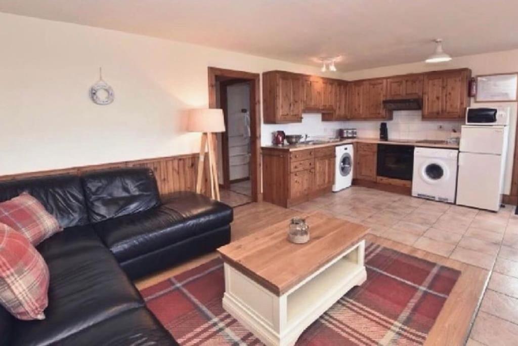 Dolphin View Cottages Portmahomack Bagian luar foto